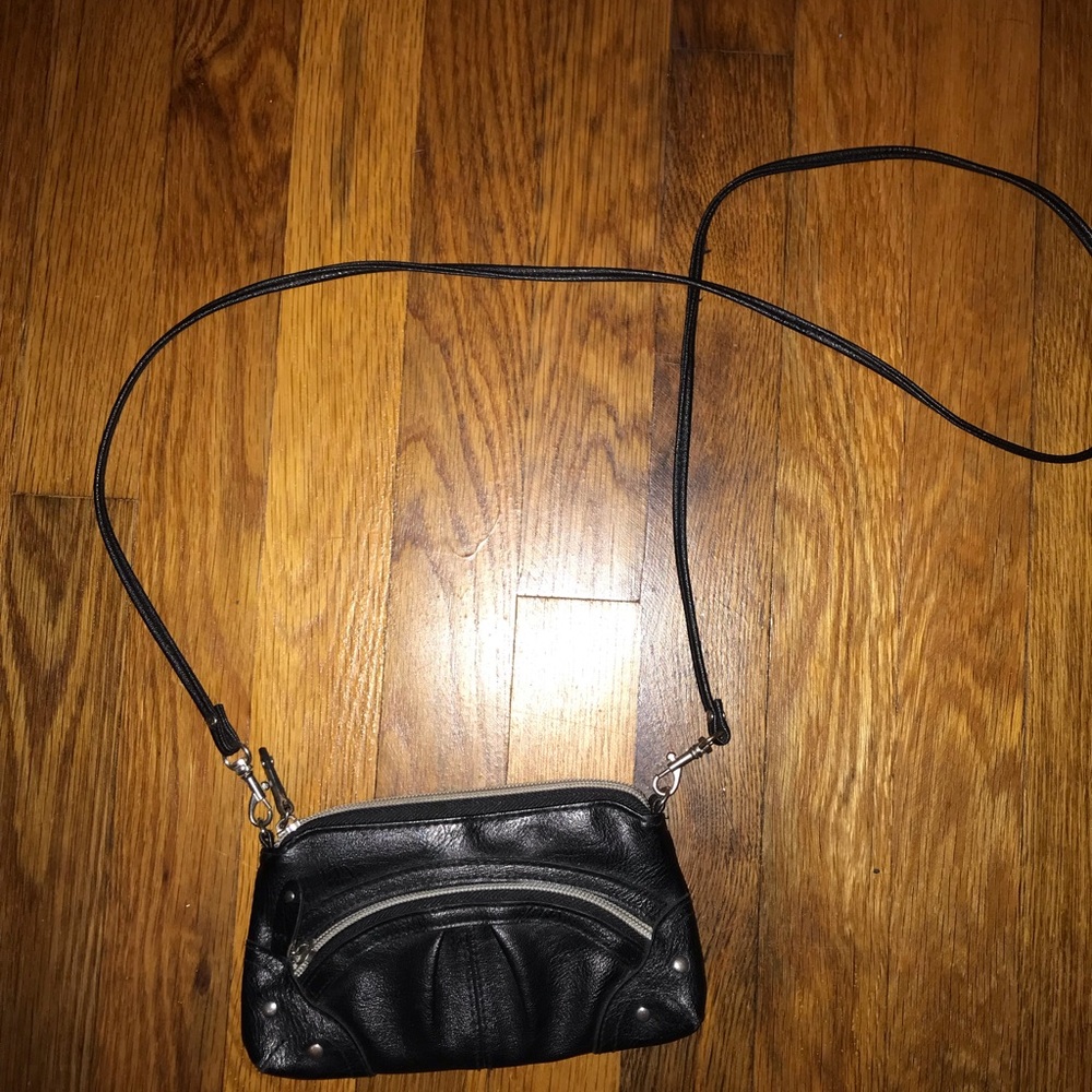 Small crossbody:)
